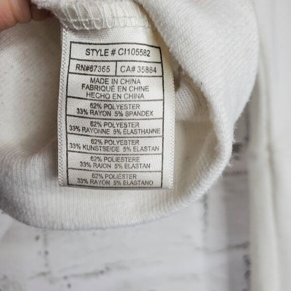 Cupcakes & cashmere cropped white soft sweatshirt small - Picture 4 of 7